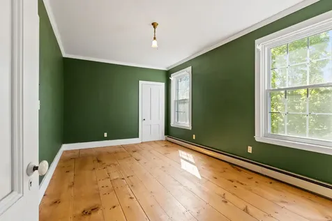 434 Main Street Oxford ME 04270