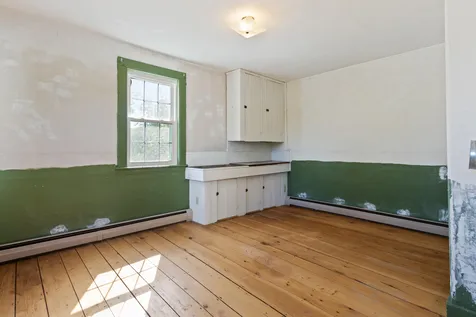 434 Main Street Oxford ME 04270