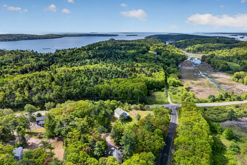 1 Echo Lake Road Boothbay Harbor ME 04538