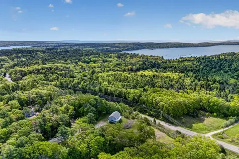 1 Echo Lake Road Boothbay Harbor ME 04538
