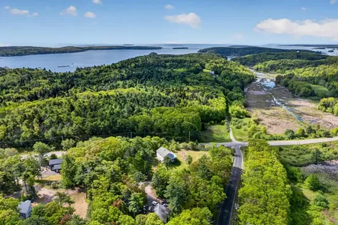 1 Echo Lake Road Boothbay Harbor ME 04538