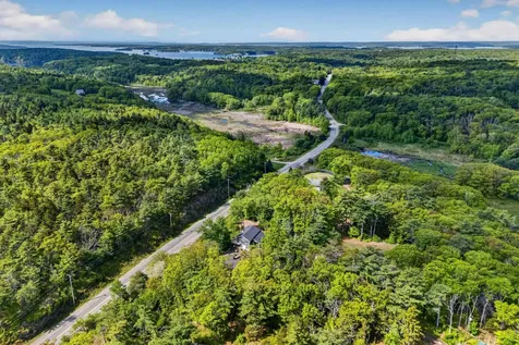 1 Echo Lake Road Boothbay Harbor ME 04538