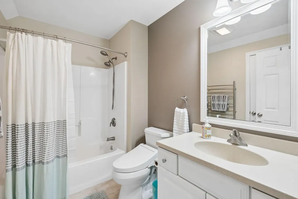 14 Larkspur Lane Brunswick ME 04011
