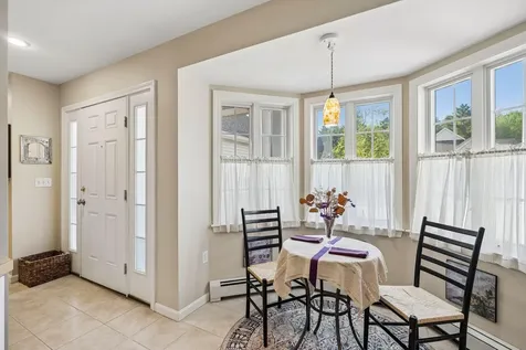14 Larkspur Lane Brunswick ME 04011