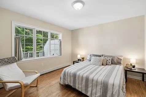 14 Larkspur Lane Brunswick ME 04011