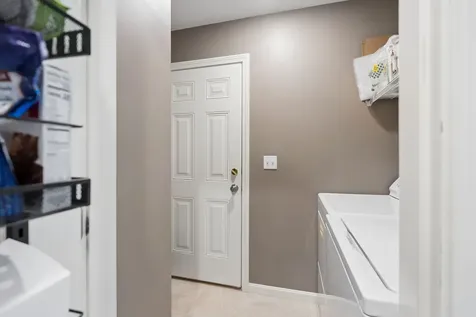 14 Larkspur Lane Brunswick ME 04011