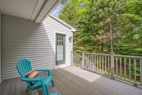 14 Larkspur Lane Brunswick ME 04011