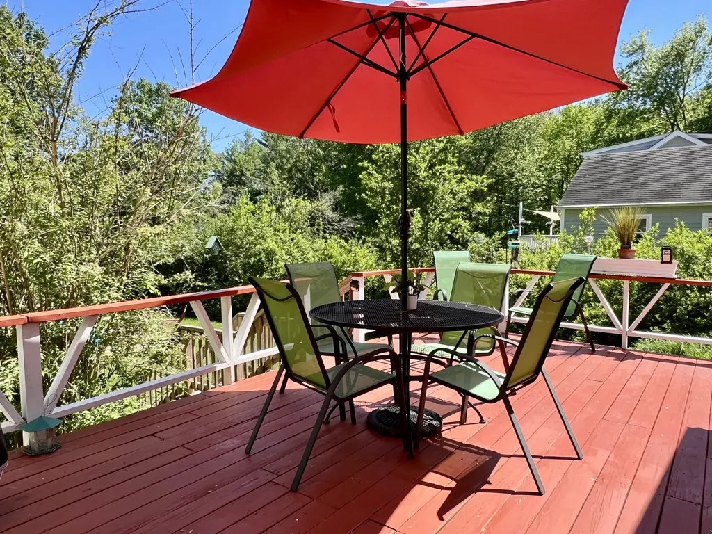 337 Middle Road Falmouth ME 04105