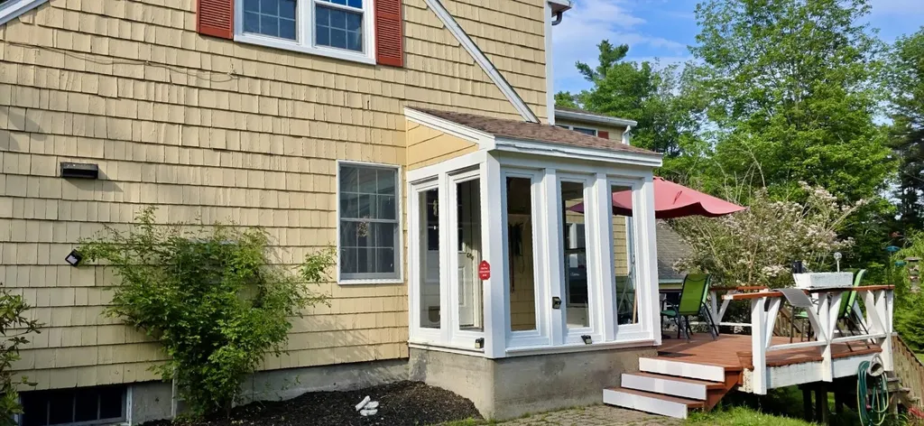 337 Middle Road Falmouth ME 04105