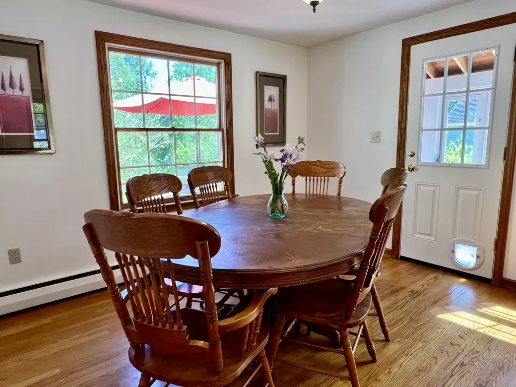 337 Middle Road Falmouth ME 04105