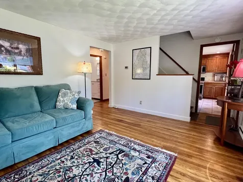 337 Middle Road Falmouth ME 04105