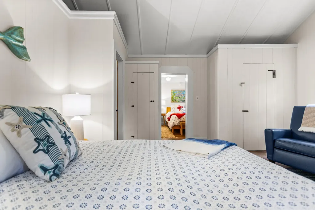 30 Cedar Bush Lane Southport ME 04576