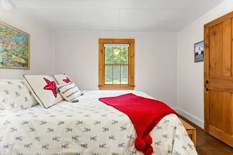 30 Cedar Bush Lane Southport ME 04576