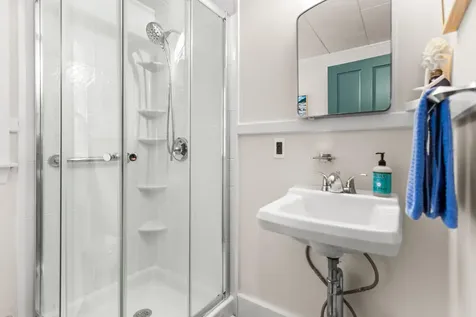30 Cedar Bush Lane Southport ME 04576