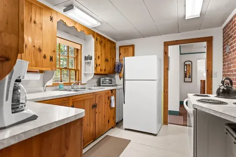 30 Cedar Bush Lane Southport ME 04576