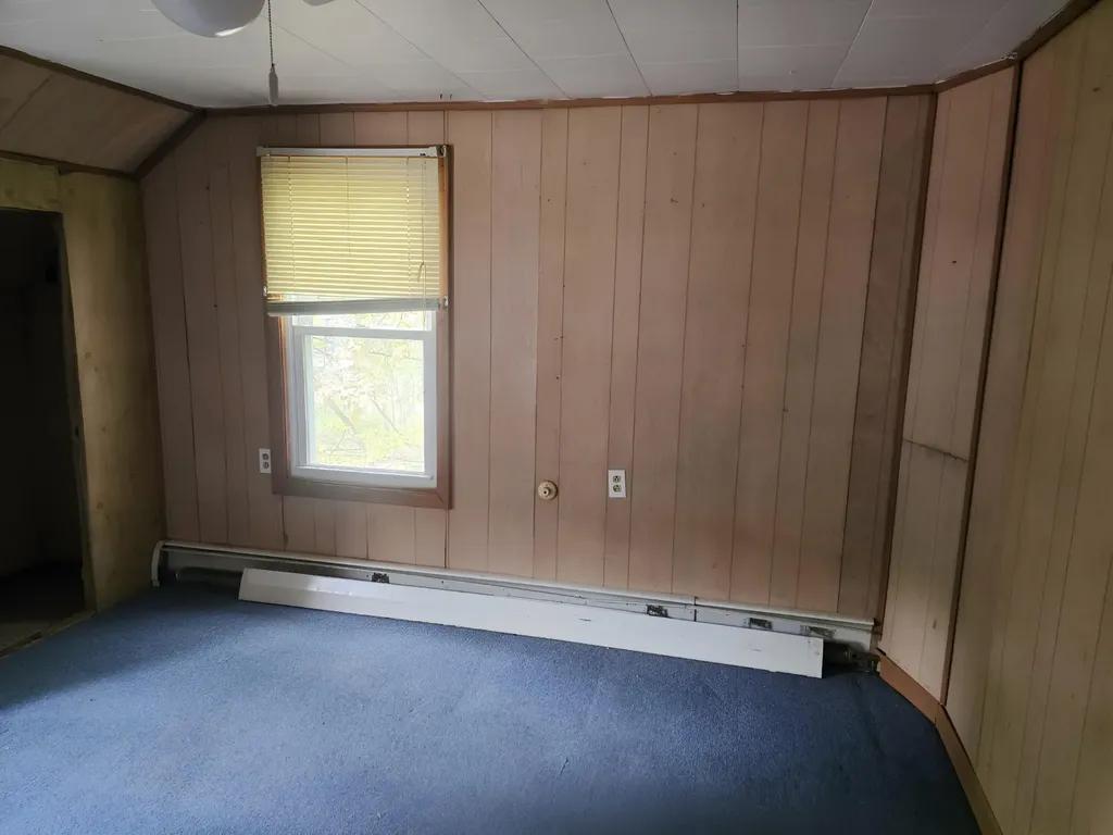 11 Woodland Avenue Mexico ME 04257