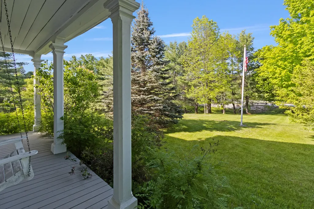 434 Main Street Oxford ME 04270