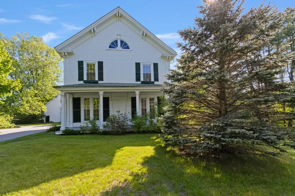 434 Main Street Oxford ME 04270