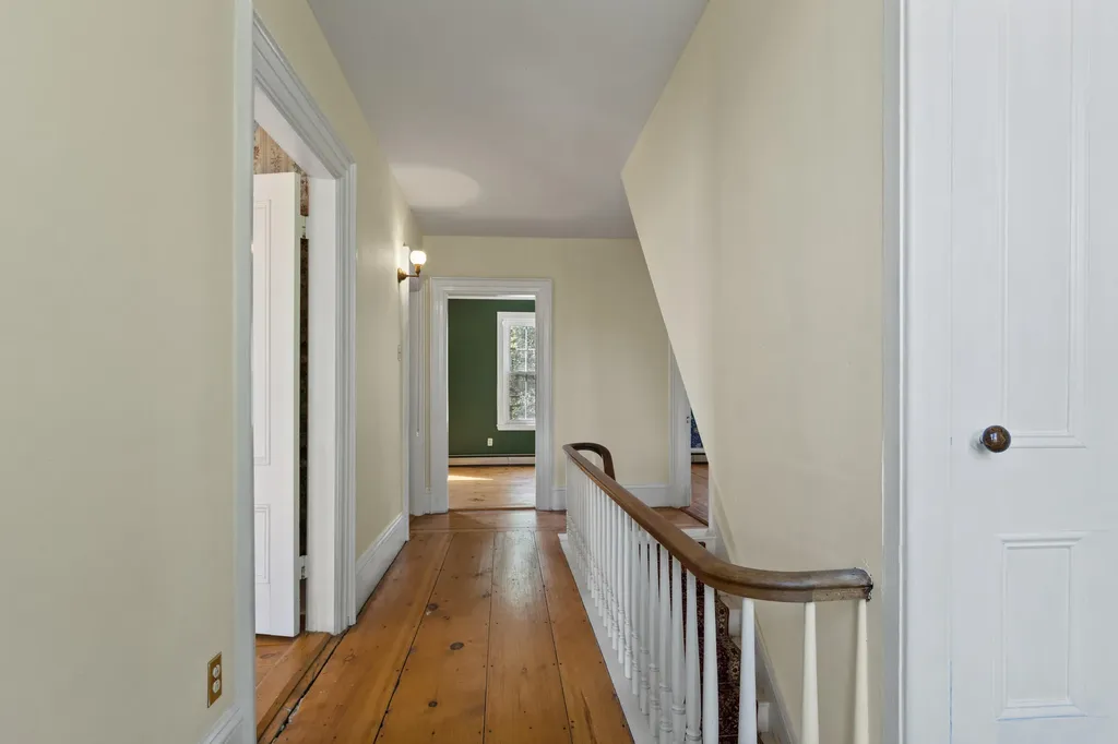 434 Main Street Oxford ME 04270