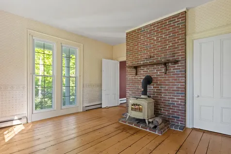 434 Main Street Oxford ME 04270