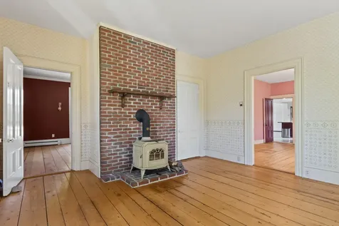 434 Main Street Oxford ME 04270