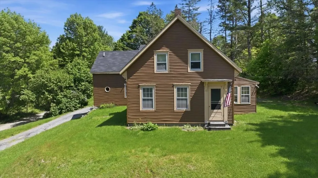 180 Bremen Road Waldoboro ME 04572