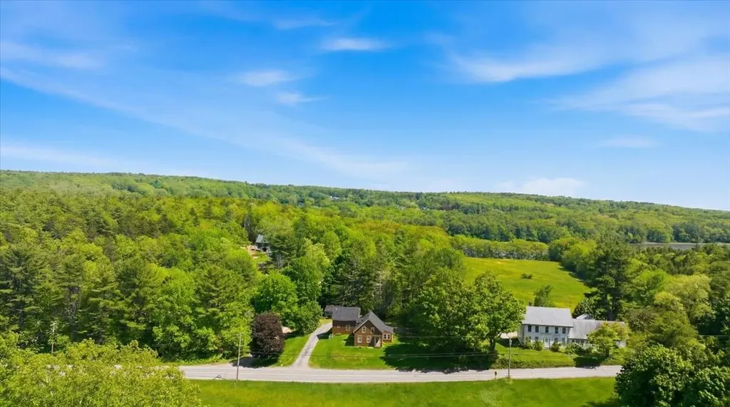180 Bremen Road Waldoboro ME 04572