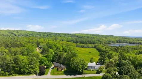 180 Bremen Road Waldoboro ME 04572
