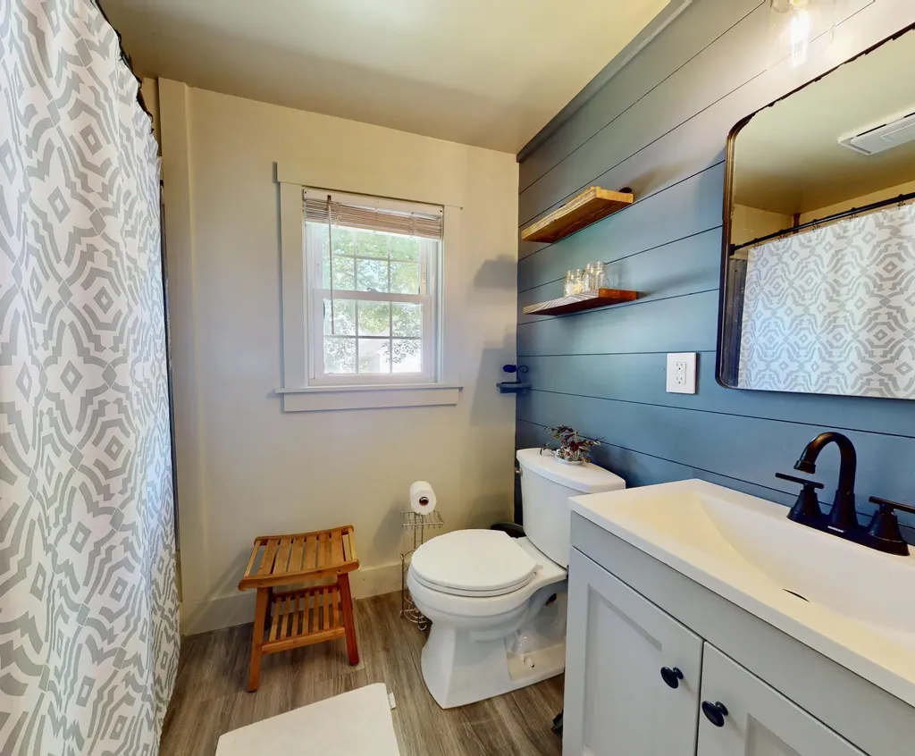 24 Pierce Street Gardiner ME 04345