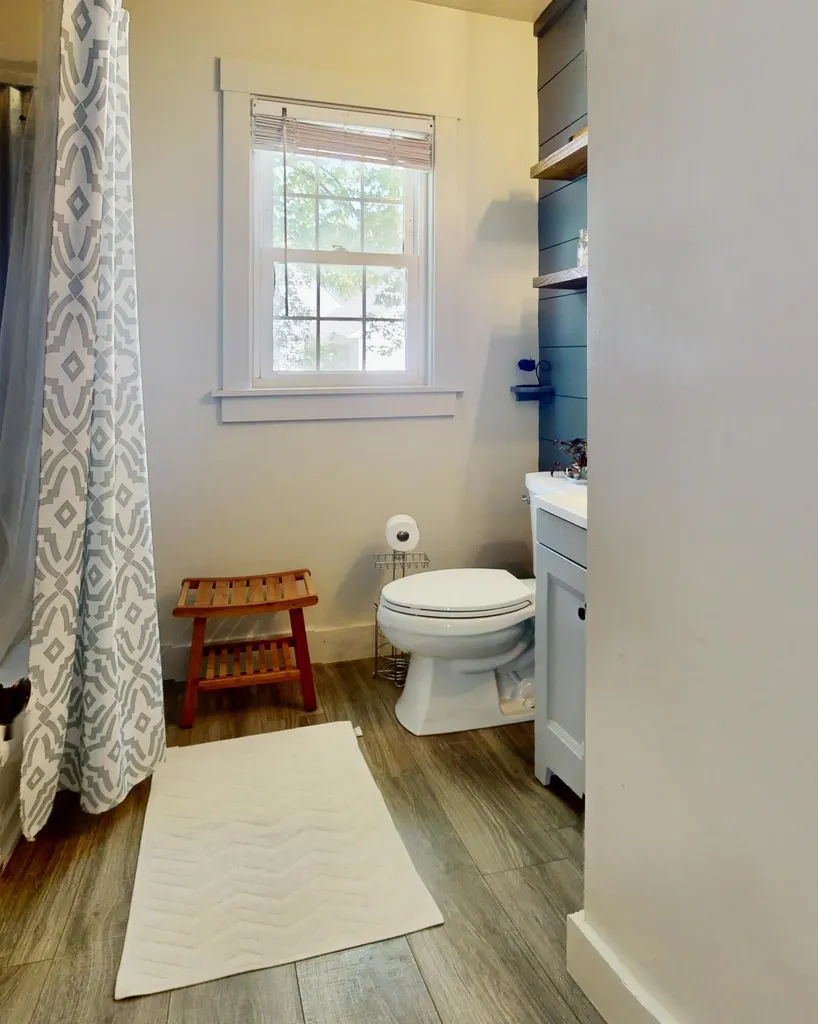 24 Pierce Street Gardiner ME 04345