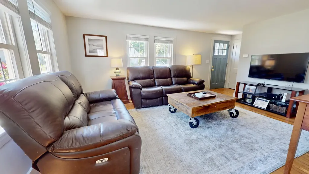 24 Pierce Street Gardiner ME 04345