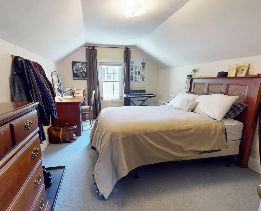 24 Pierce Street Gardiner ME 04345