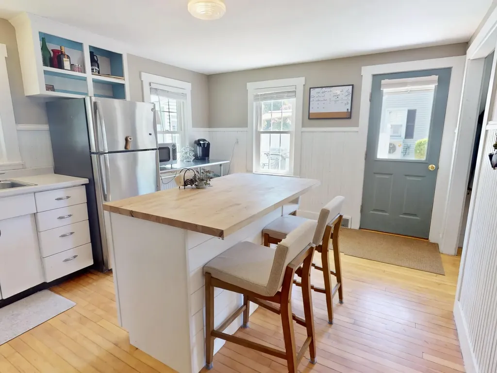24 Pierce Street Gardiner ME 04345