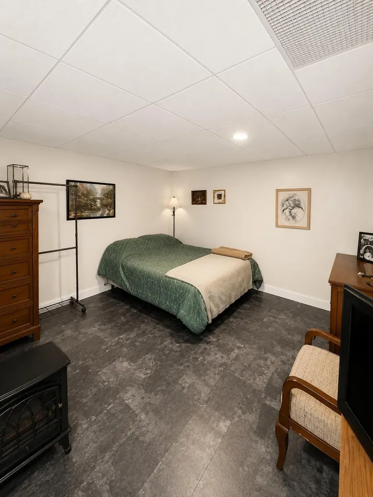 15 Lamothe Avenue Biddeford ME 04005