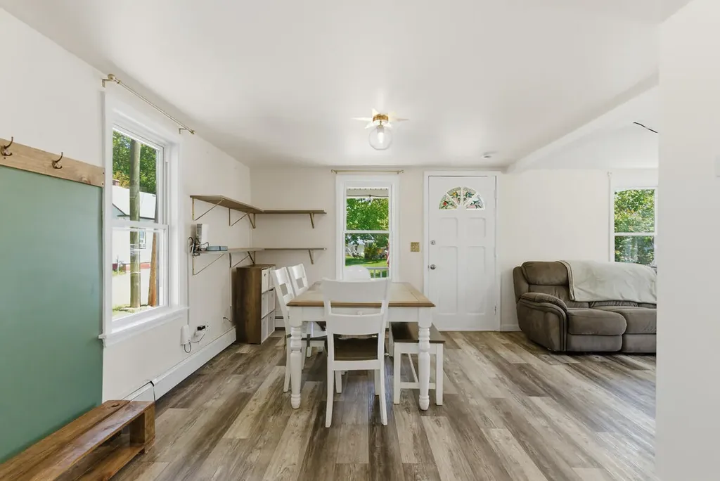 51 Dow Avenue Lewiston ME 04240