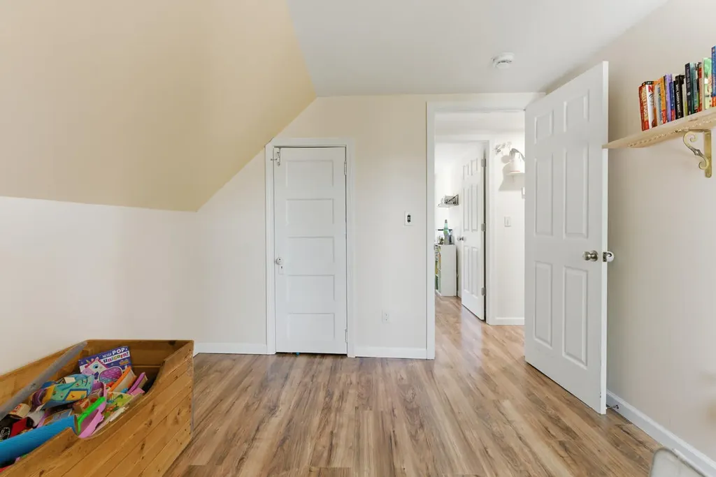 51 Dow Avenue Lewiston ME 04240