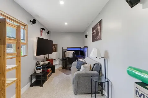51 Dow Avenue Lewiston ME 04240