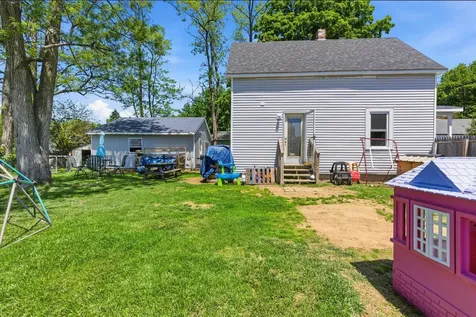 51 Dow Avenue Lewiston ME 04240