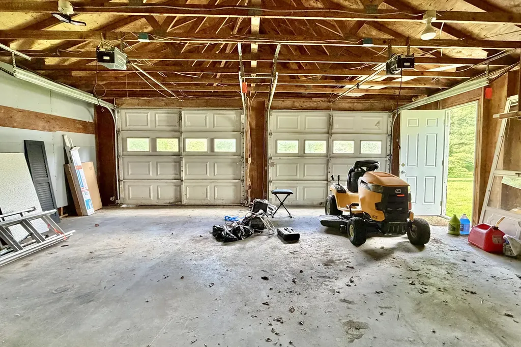 807 Higgins Road Pittsfield ME 04967