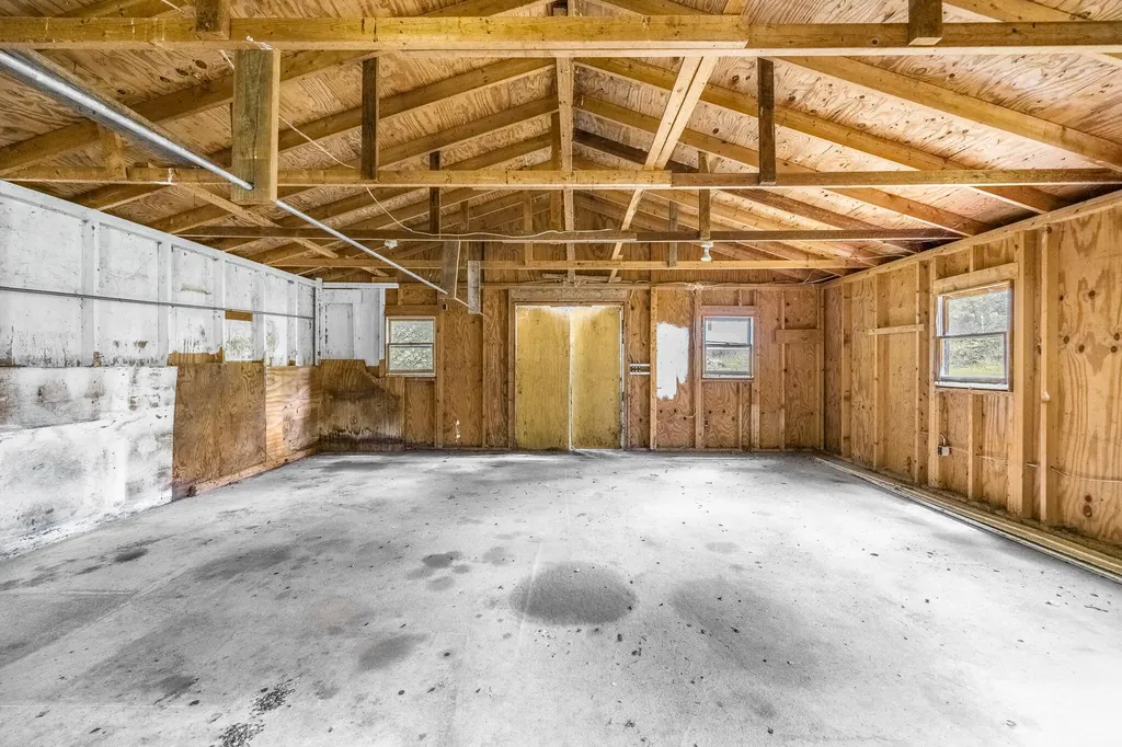 807 Higgins Road Pittsfield ME 04967