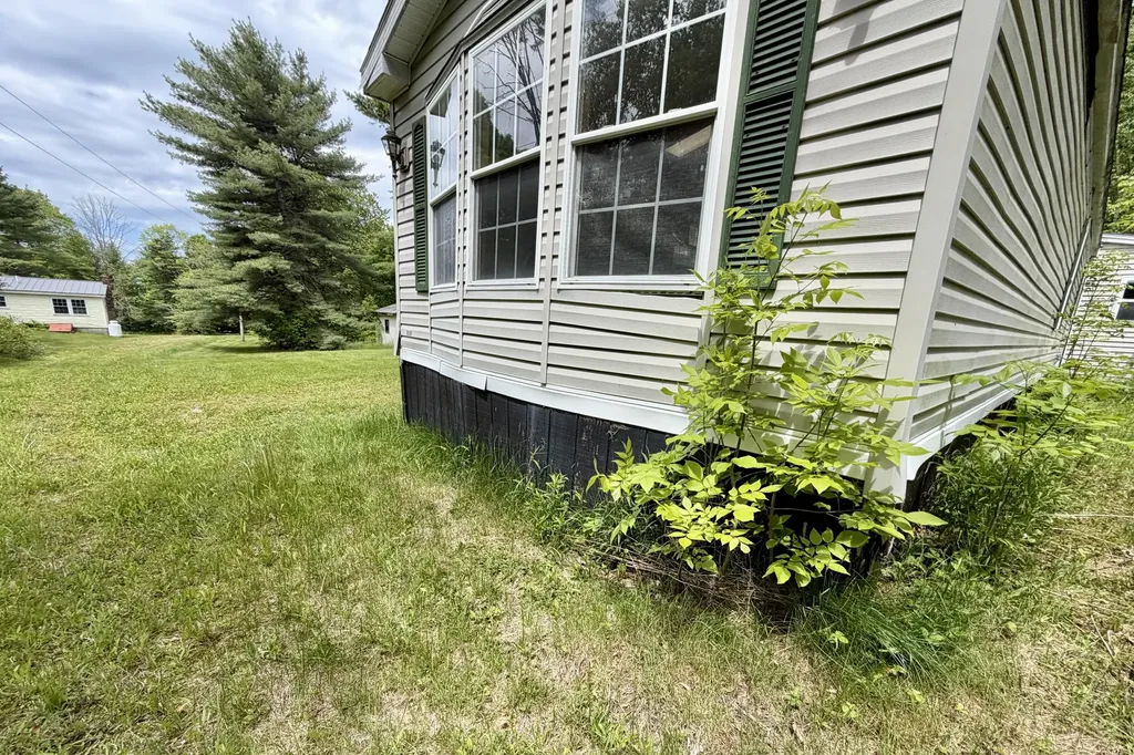 807 Higgins Road Pittsfield ME 04967