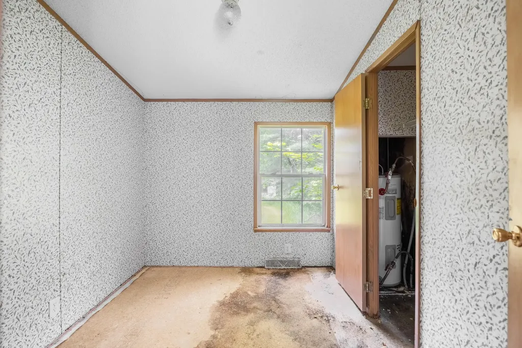 807 Higgins Road Pittsfield ME 04967