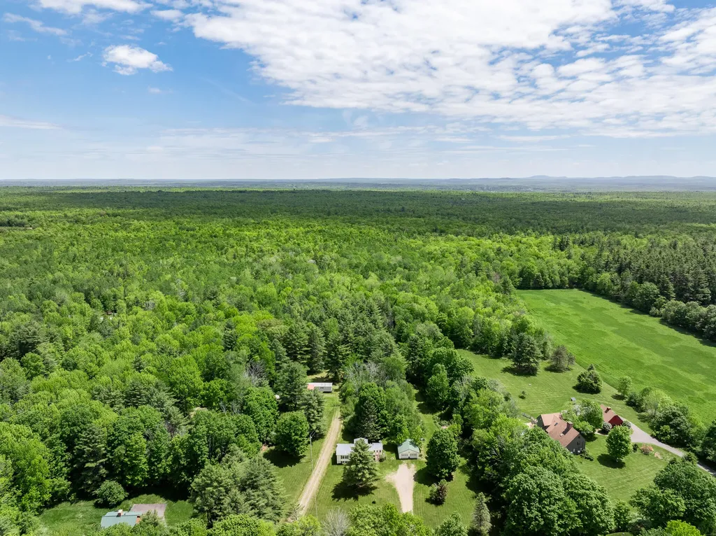 807 Higgins Road Pittsfield ME 04967