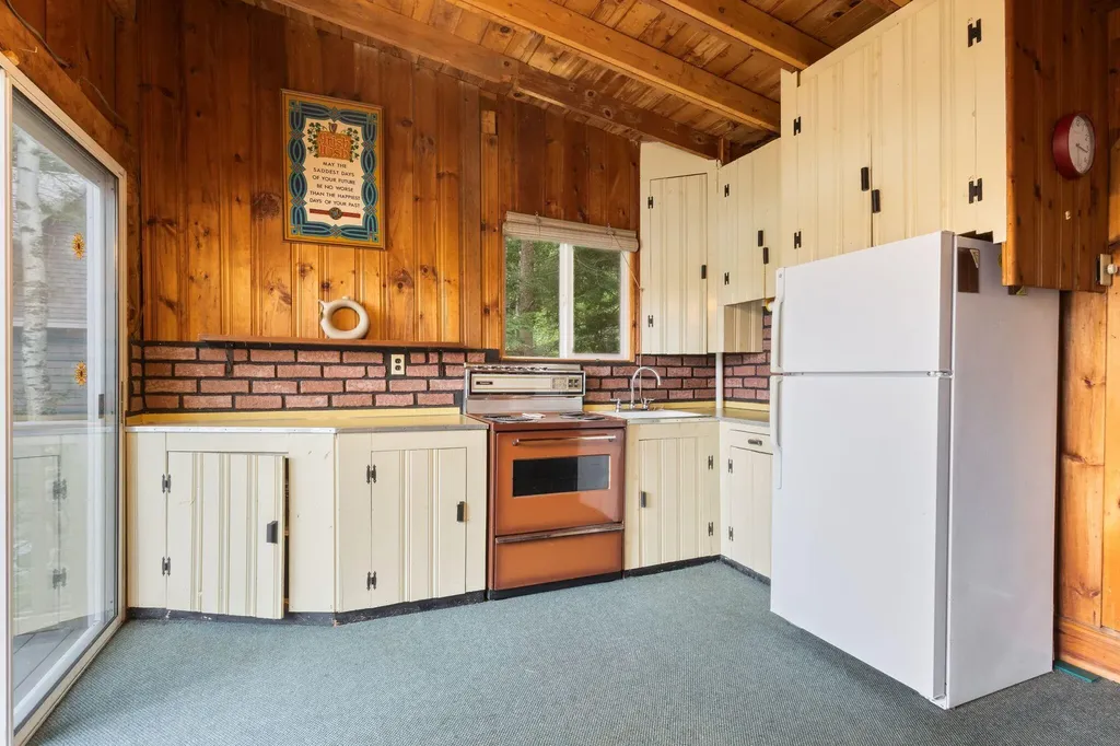 129 Wild Acres Road Raymond ME 04071