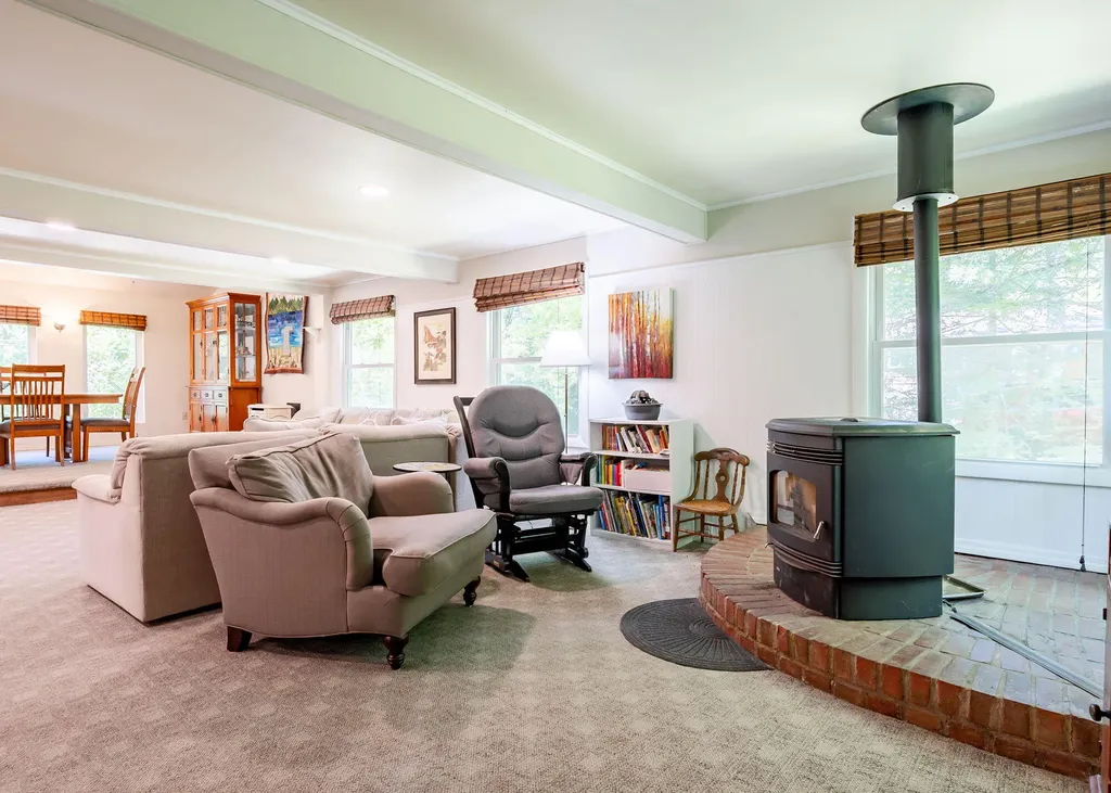 42 Birch Drive Poland ME 04274
