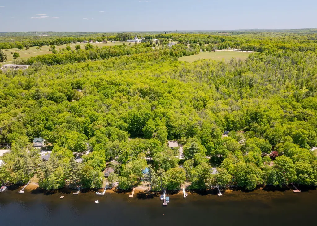 42 Birch Drive Poland ME 04274