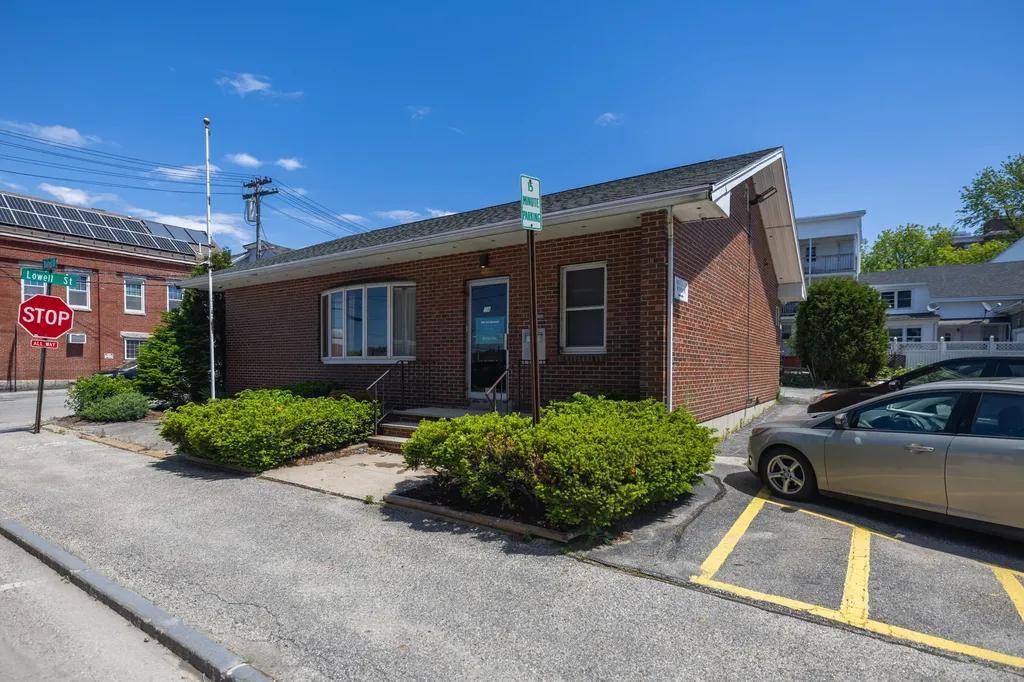 34 Bates Street Lewiston ME 04240