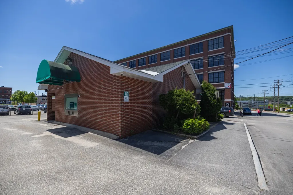 34 Bates Street Lewiston ME 04240