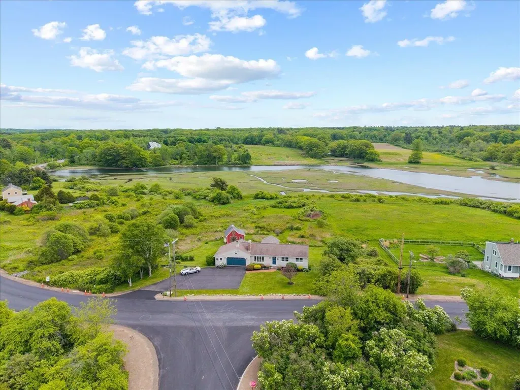 207 Spurwink Road Scarborough ME 04074