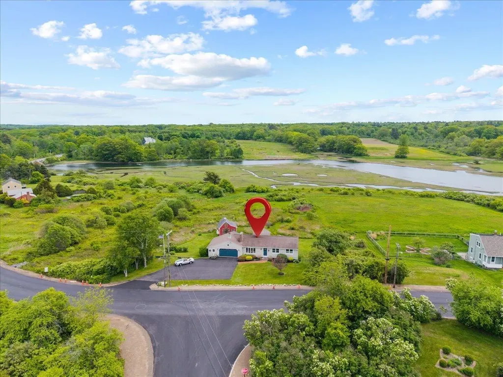 207 Spurwink Road Scarborough ME 04074